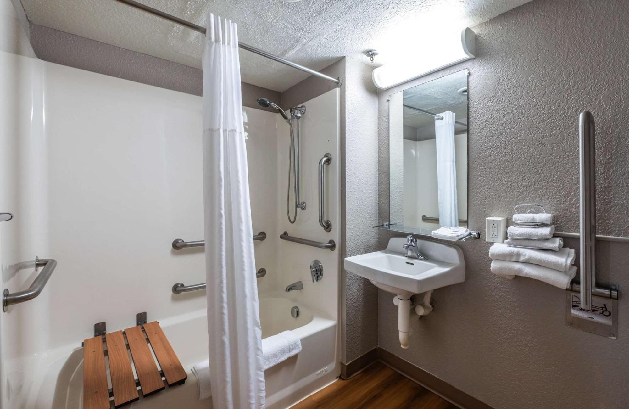 Motel 6-Branford, Ct - New Haven Bagian luar foto