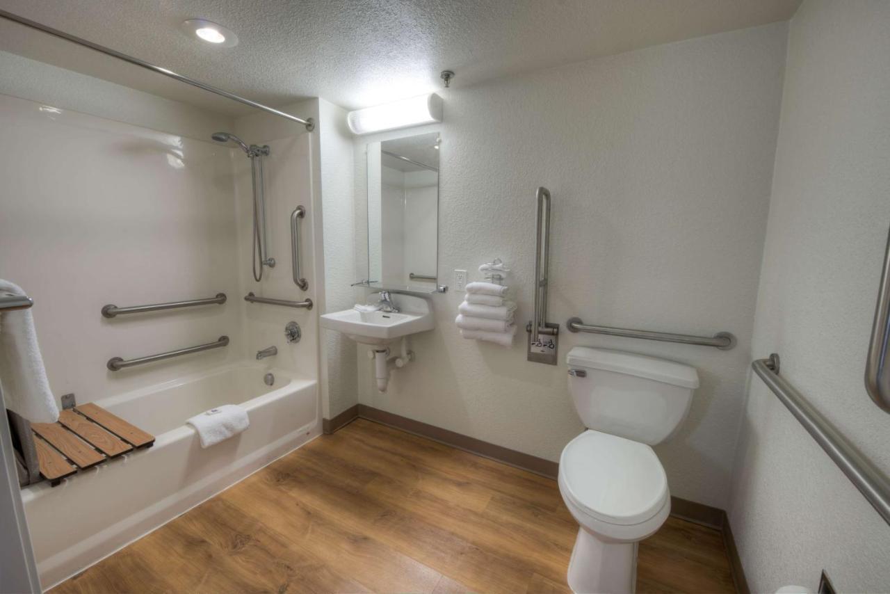 Motel 6-Branford, Ct - New Haven Bagian luar foto