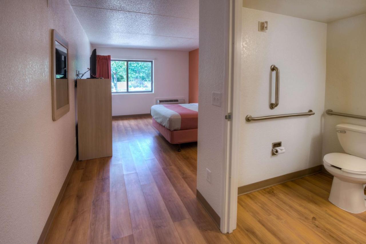 Motel 6-Branford, Ct - New Haven Bagian luar foto